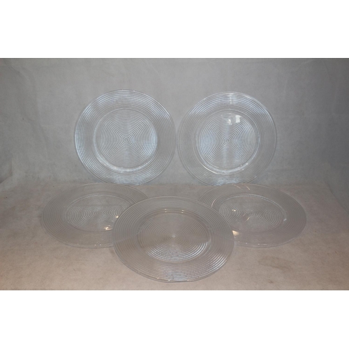 134 - 5 Ribbed Glass Large Plates Approx. 32.5 CM Diameter