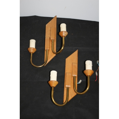 149 - 4 Mid-Century Teak Wall Lights with all the Look . 2x Double and 2x Single. Un-Tested