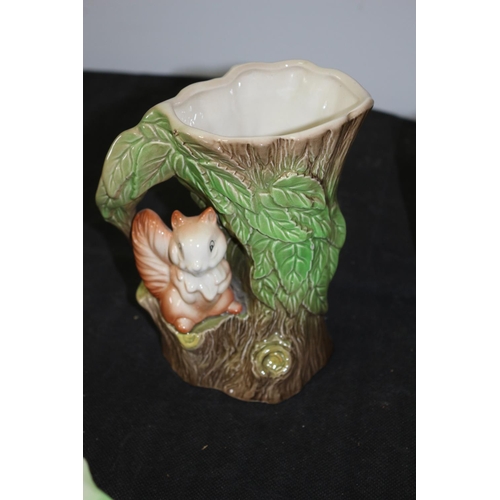 162 - Vintage Withernsea Eastgate Pottery  Fauna 4 Of Vase/ Planters