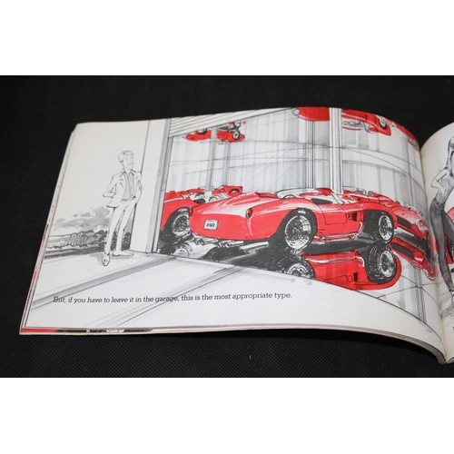 173 - Collectable Book Fantastico Ferrari Fever By Richard Pietruska