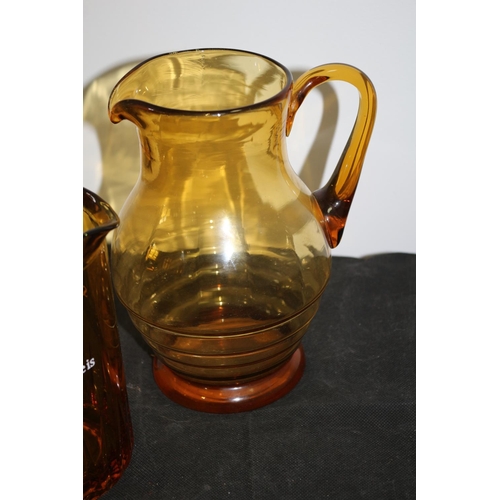 464 - Britvic Jug And Orange Jar