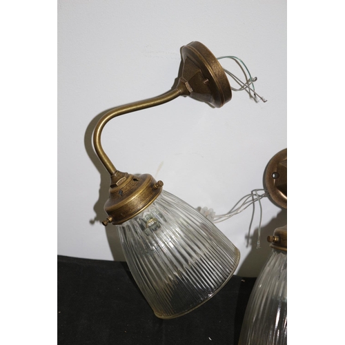 482 - Two Brass Wall Lamps With Glass Shades Un-Tested