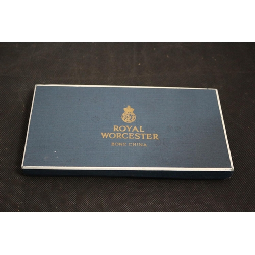 486 - Royal Worchester Bone China New In Box Pin Dishes