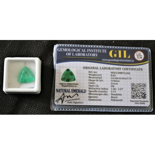 512 - Synthetic Emerald With GIL Certificate, Weight (ct) 8.62. Shape And Cut Trilloin