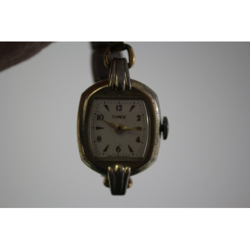 519 - Vintage Timex Ladies Wrist Watch