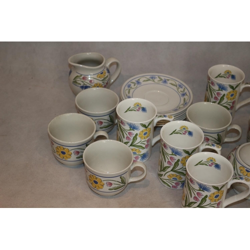 528 - Floral Patterned Breakfast Ware