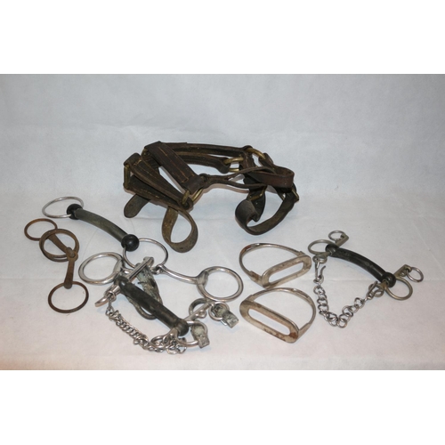 539 - A Good Assortment Of Horse Bridle Wear