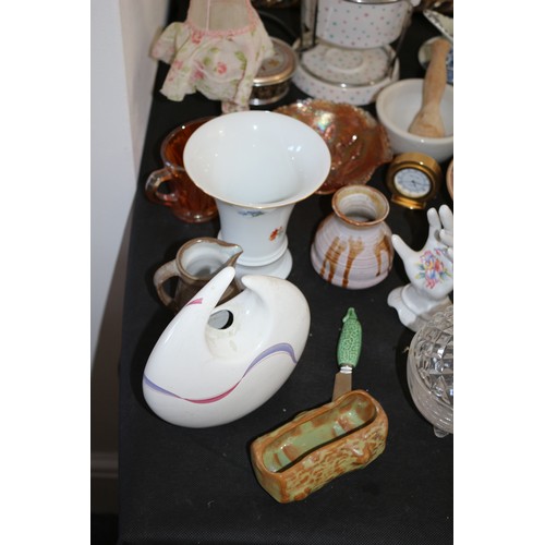 41 - This Lot is for Those who Love a Rummage as this is a Huge Quantity of Mixed Items Including Mirror,... 