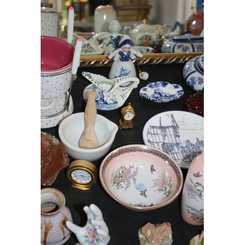 41 - This Lot is for Those who Love a Rummage as this is a Huge Quantity of Mixed Items Including Mirror,... 