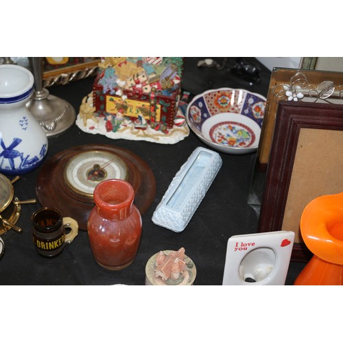 41 - This Lot is for Those who Love a Rummage as this is a Huge Quantity of Mixed Items Including Mirror,... 