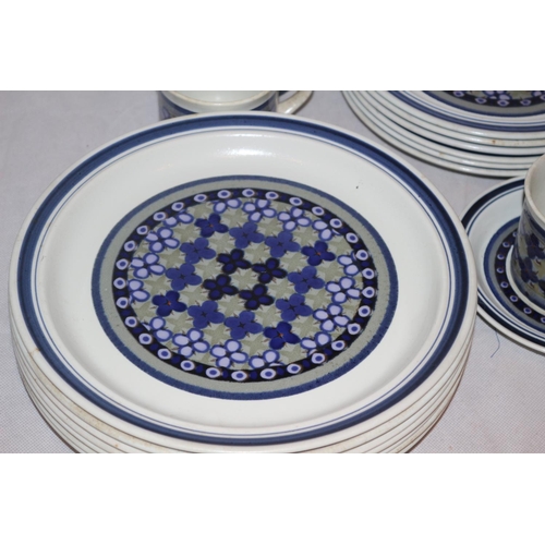 57 - A Mid-Century 27 Piece Royal Doulton Tangier Pattern  Dinnerware