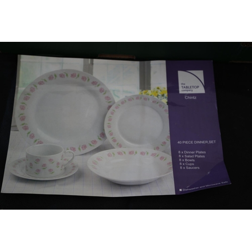 200 - 40 Piece Chintz Dinner Set