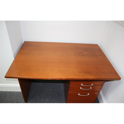 203 - Wooden Desk Complete With 3 Drawer Cabinet Which Can Be Placed On Right Or Left Side .Size Approx 12... 