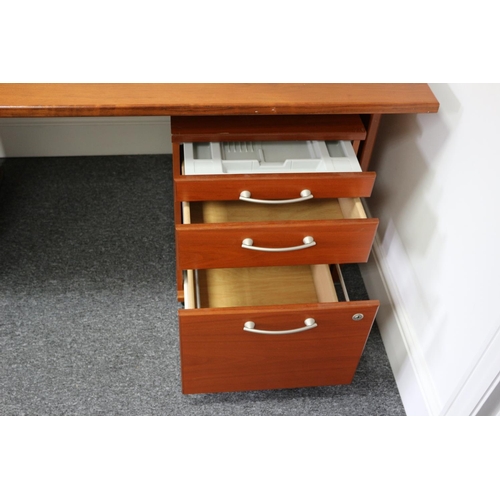 203 - Wooden Desk Complete With 3 Drawer Cabinet Which Can Be Placed On Right Or Left Side .Size Approx 12... 