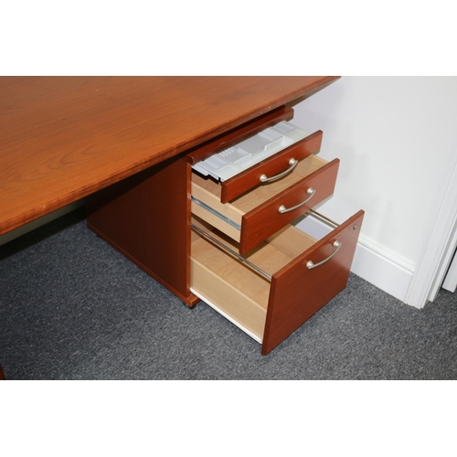 203 - Wooden Desk Complete With 3 Drawer Cabinet Which Can Be Placed On Right Or Left Side .Size Approx 12... 