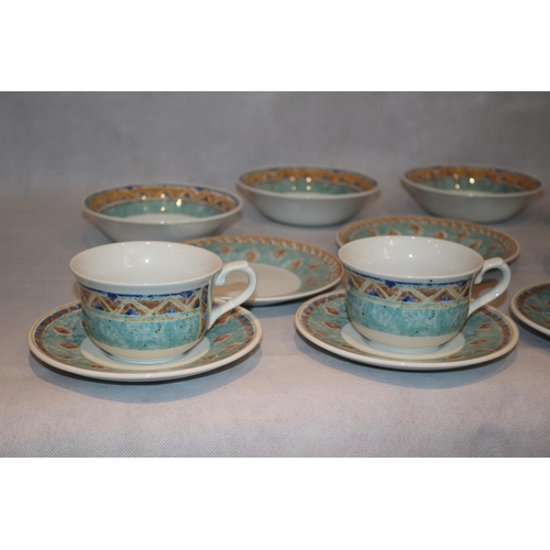 268 - 15 Piece Breakfast Set