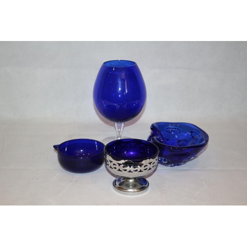 270 - A selection of 4 pretty Blue  Glass items