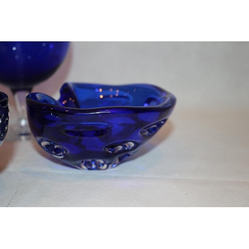 270 - A selection of 4 pretty Blue  Glass items