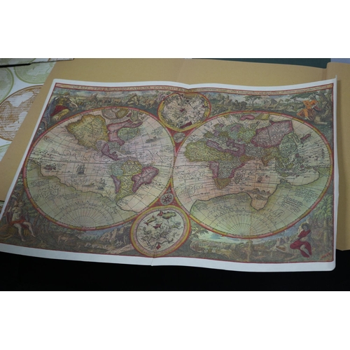 360 - A Boxed 1969 Readers Digest Great World Atlas Including Free Gift, (fold out vintage map of the worl... 