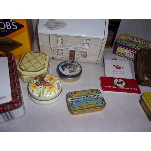 386 - A Good Assortment Of Collectable Tins