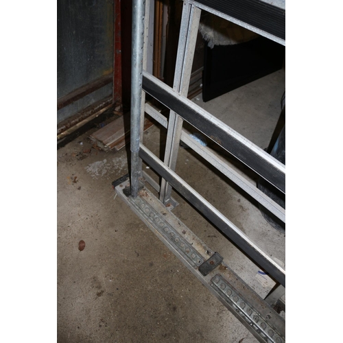 442 - Large Van Side Rail / Frail