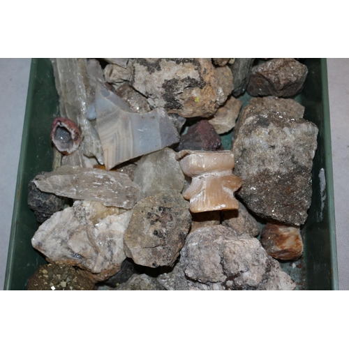 472 - A Tray Of Interesting Crystals And Rocks