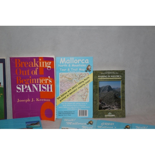 481 - A Nice Selection Of World Travel Books