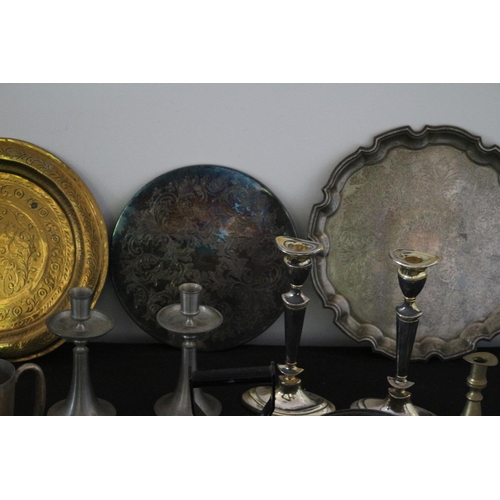 553 - A Good Selection Of Metalware With Mainly A Kitchenalia Theme