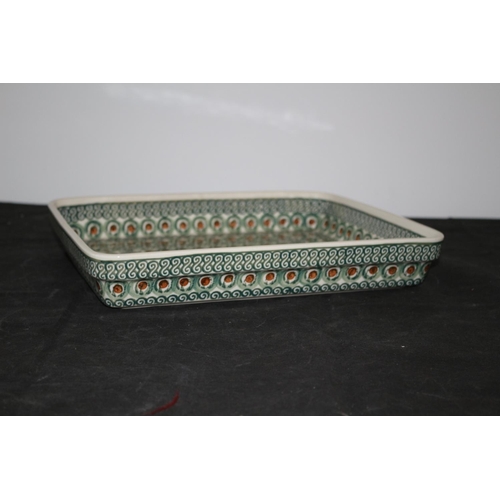 557 - Very Decorative Hand Made Dish From Poland 31cm x 25cm