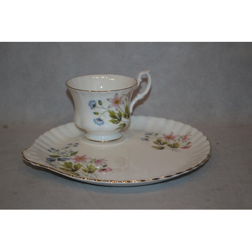 575 - Richmond Fine Bone China Sandwich Plate Complete With Cup