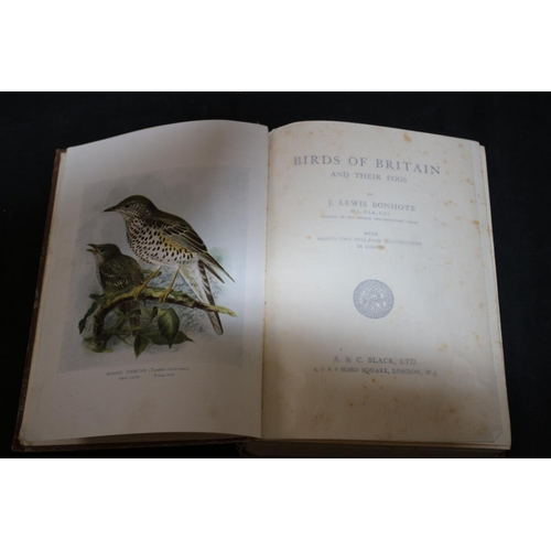 579 - Published In 1927 With 82 Illustration. Birds Of Britan And Their Eggs J.L Bonhote