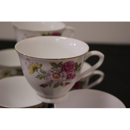 619 - 2 x Sets of 6 Decorative Cups