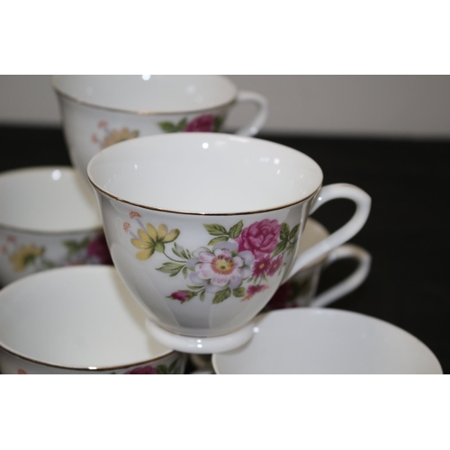 619 - 2 x Sets of 6 Decorative Cups