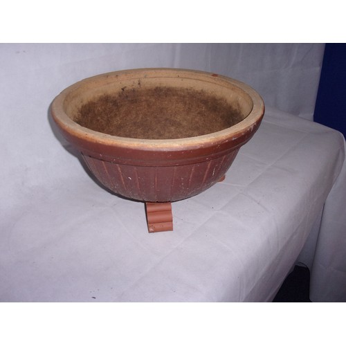 237 - Terracotta Circular Planting Bowl With 3 Terracotta Feet