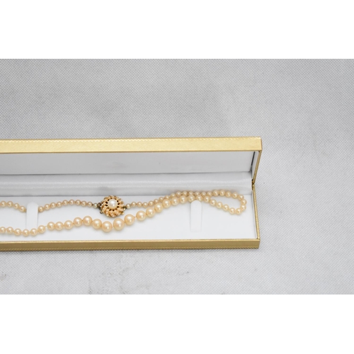 103 - Pearl Necklace In Gold Box