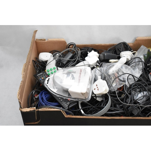 124 - A Large  Quantity of Wire, Cables and Chargers etc: