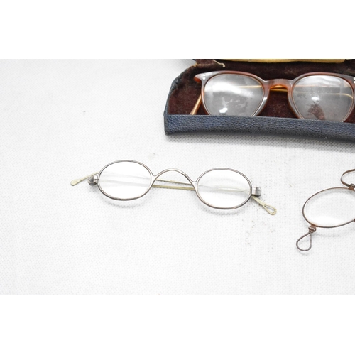 99 - 3 Pairs of Vintage Spectacles