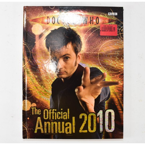 9 - A Collection Of Doctor Who Annuals And Other Doctor Who Related Books