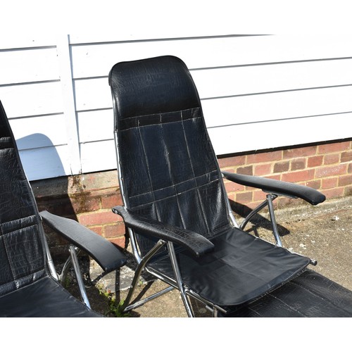 48 - A Pair Of Folding Black Chairs - Recline With Foot Rest - Moda Maule