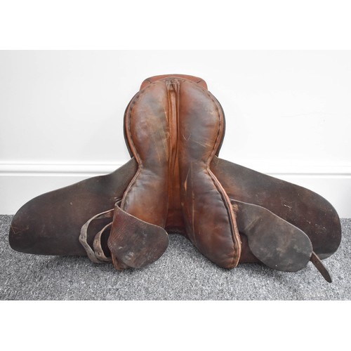 61 - Vintage Horse Saddle, perfect decorative piece. Size 17