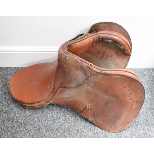 106 - Vintage Horse Saddle, perfect decorative piece, Size 19