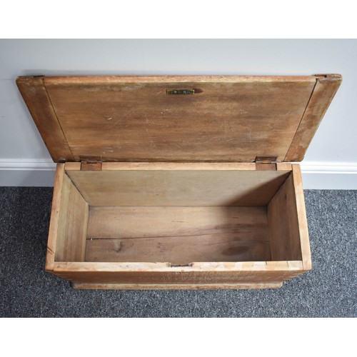 71 - Lovely Aged Small Pine Chest
Size width 60cm, depth 27cm, height 31 cm