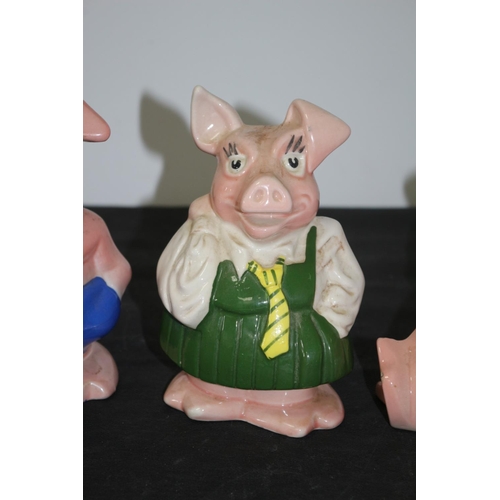 130 - Wade Nat West Piggy Bank Family - Set of 5