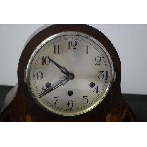 157 - Westminster Chiming Mantle Clock with Nice Decoration to Case