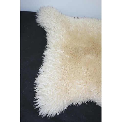 452 - Small White Sheepskin