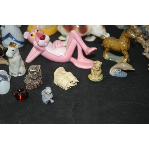 169 - Large Selection of Mainly Animal Themed Ornaments including Border Fine Arts, Wade and Jema Holland ... 