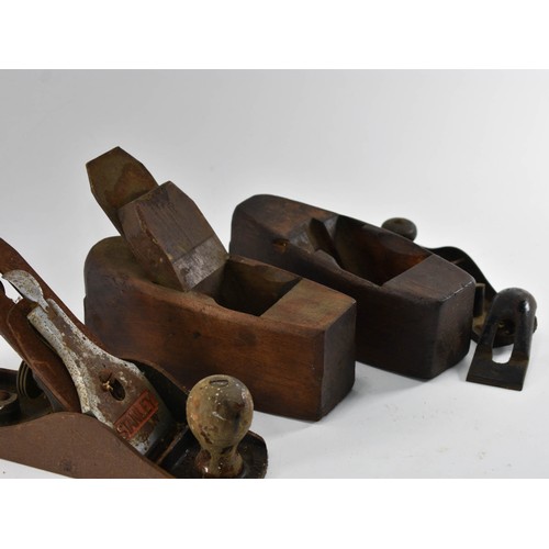 288 - A Collection Of Three Vintage Wooden Planes