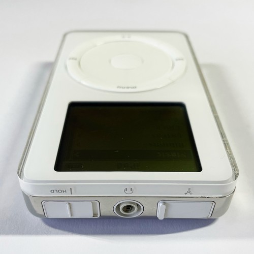 322 - An Apple Ipod Classic 2nd Generation - 10gb - Tested And Refurbished With New Battery. Complete With... 