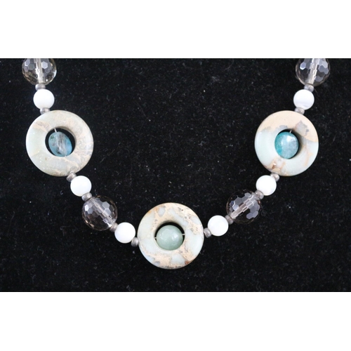 33 - Quartz and Stone Decorative Necklace