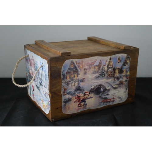 448 - Sturdy Solid Wood Storage Box with Mickey and Mini Mouse Decor - 36 x 26 x 23cm